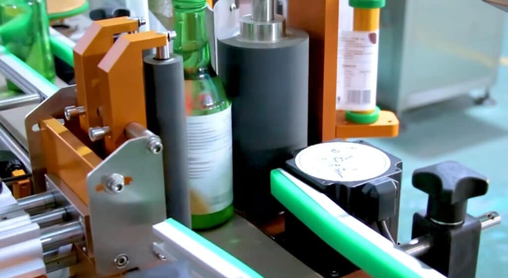 Bottle Labeling-Automtaic Beer Bottling Production Line