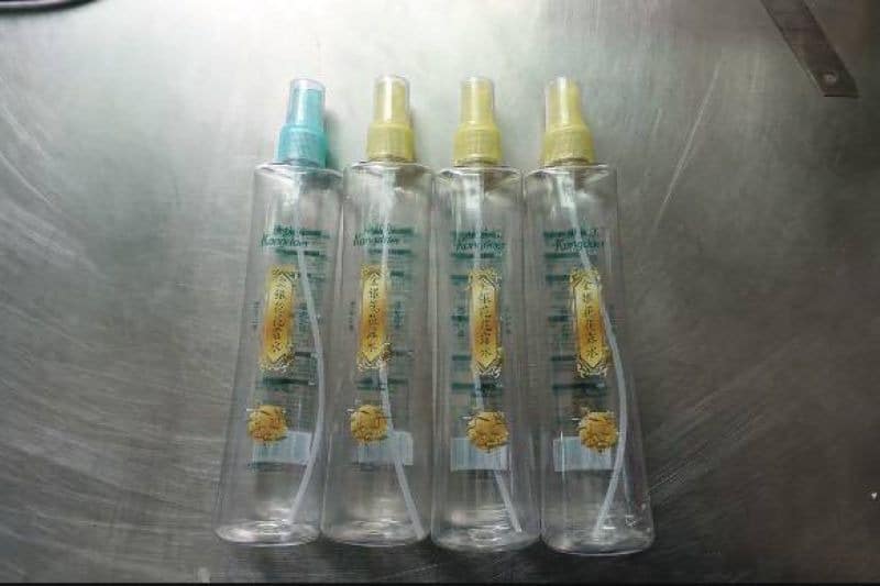 Automatic labeling machine for special products customized case